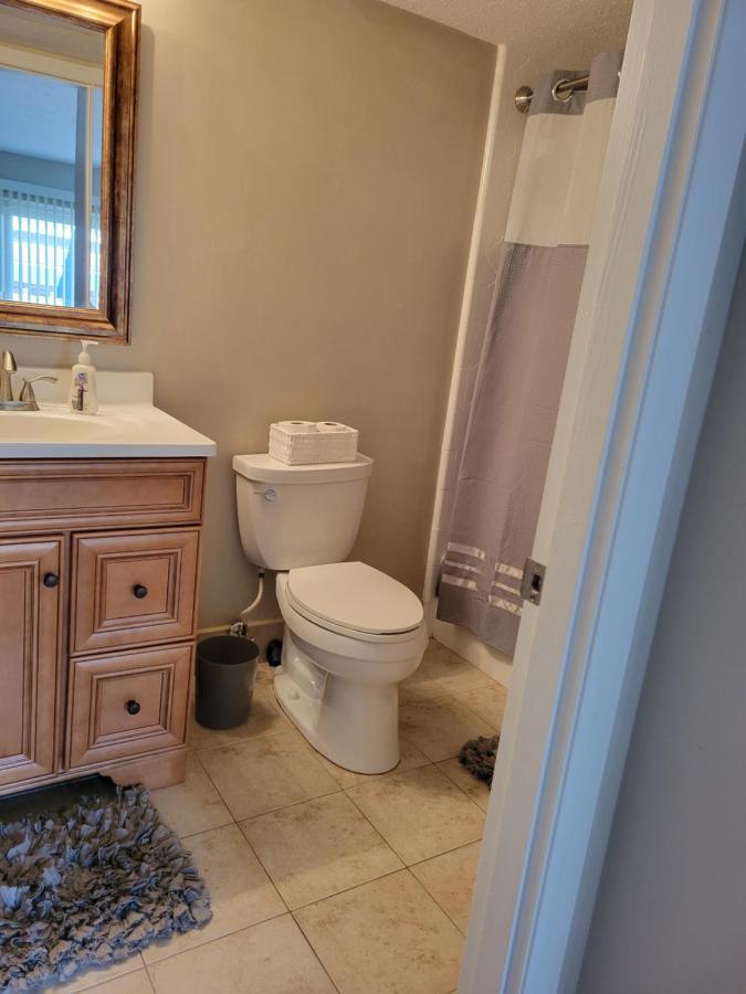 وارنر روبينز Welcome To Condo Sweet Step! المظهر الخارجي الصورة